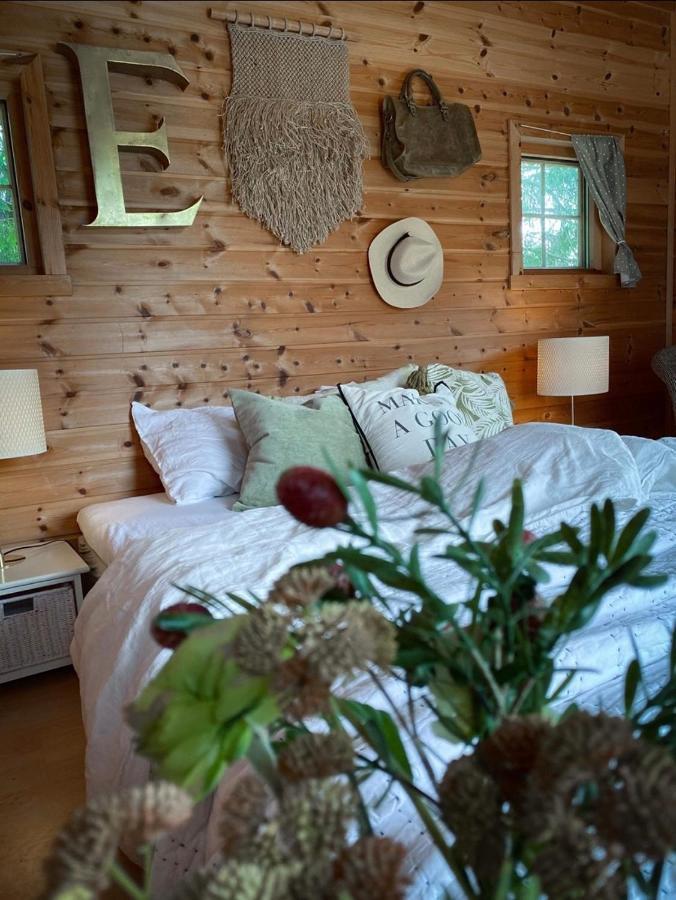 Koselig Hytte Langs Elven Skien Kültér fotó